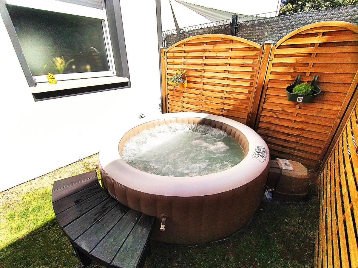 Dream of Mediterranean house, Jacuzzi, BBQ, Délices ensoleillés Sartrouville Esterno foto