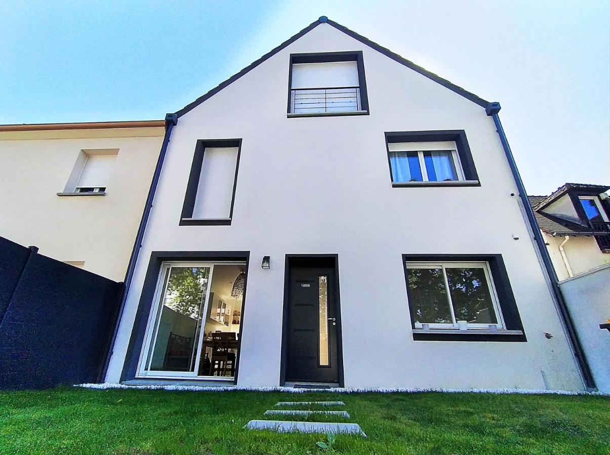 Dream of Mediterranean house, Jacuzzi, BBQ, Délices ensoleillés Sartrouville Esterno foto